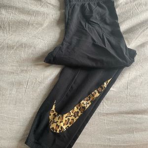 Nike leggings